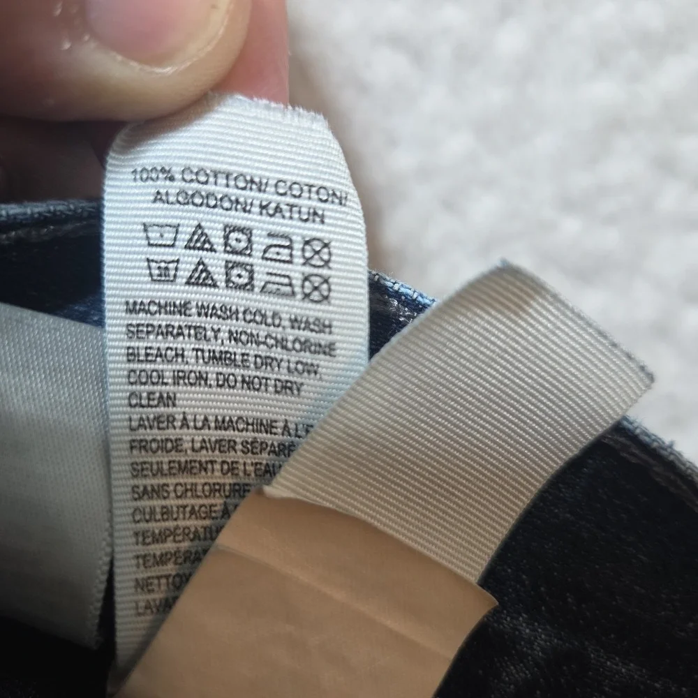 Lucky Brand few small